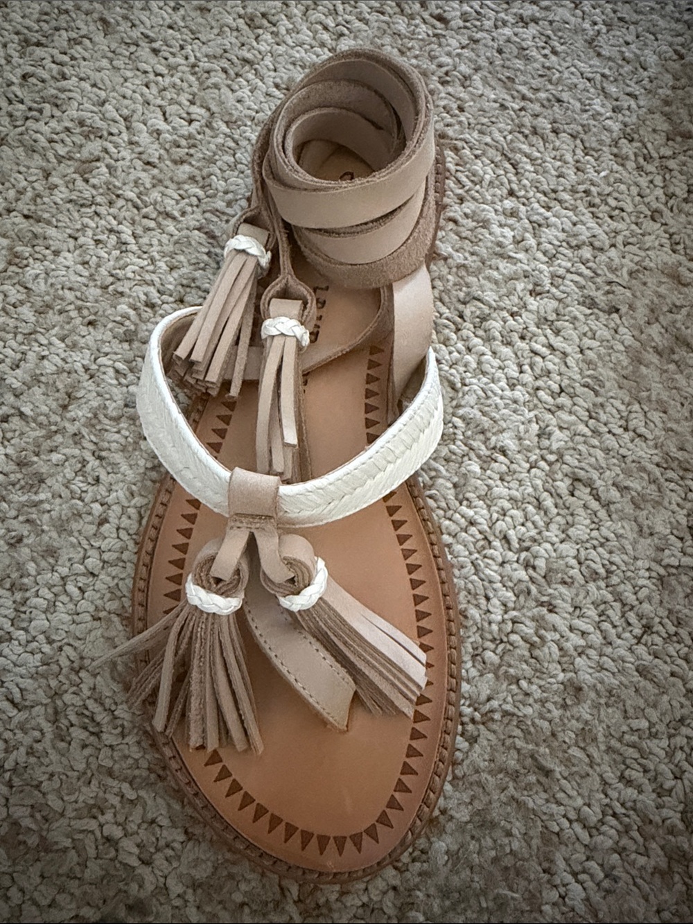 Chinese Laundry Women's Giordana Flat Sandal